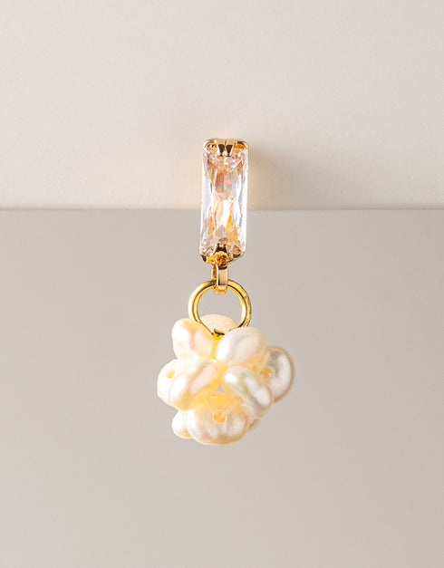 PERLA PEARL EARRINGS GOLD